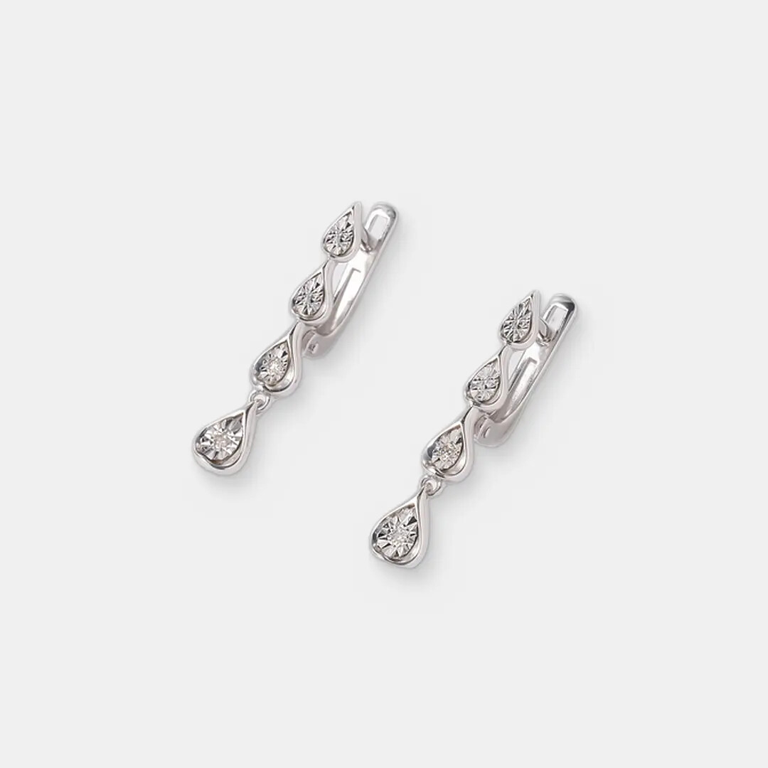 Серебряные серьги с бриллиантами